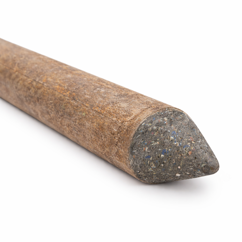 Postes Macizos Redondos con Punta, Fabricados con pl�stico reciclado